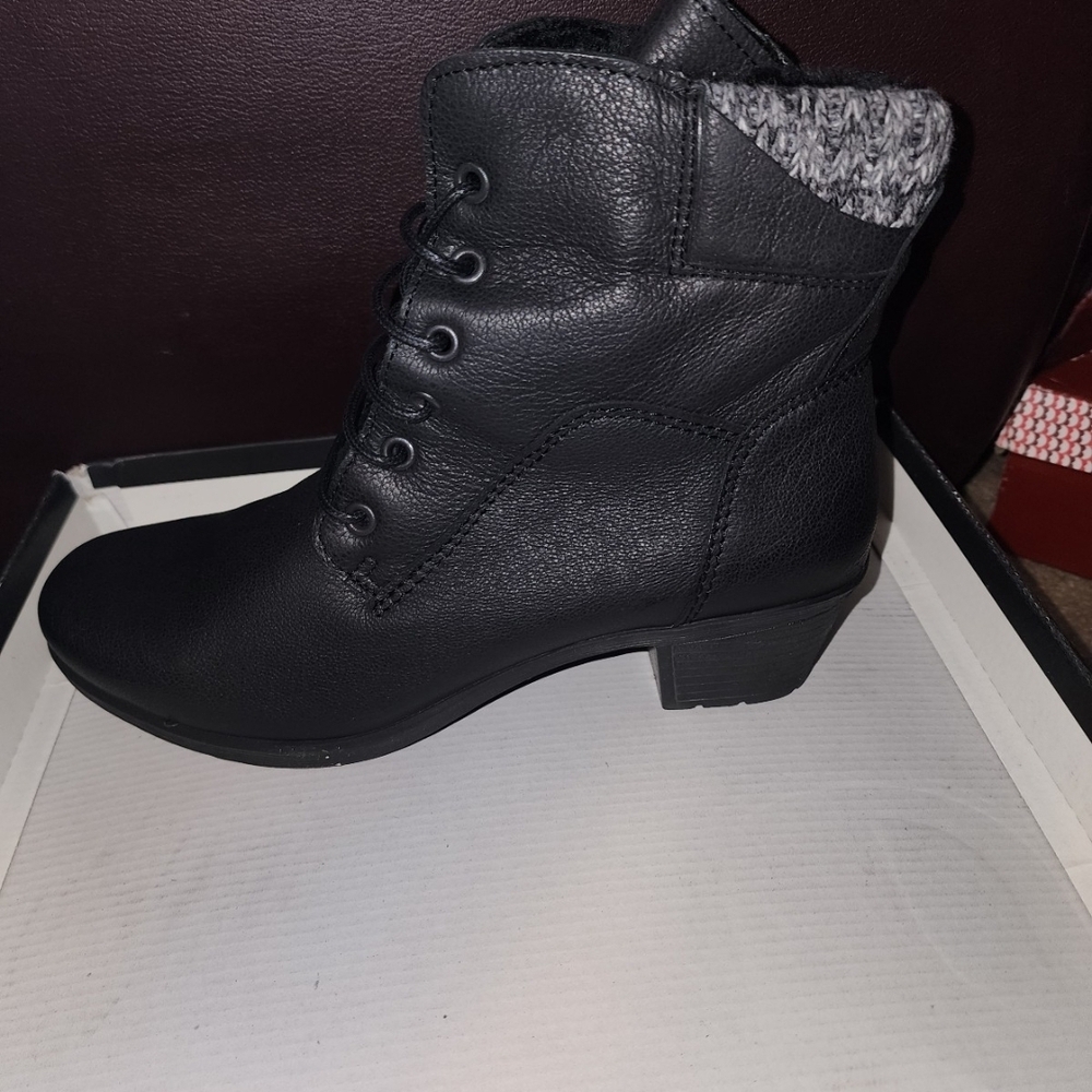 Umberto Raffini Black Lace Up Ankle Boots